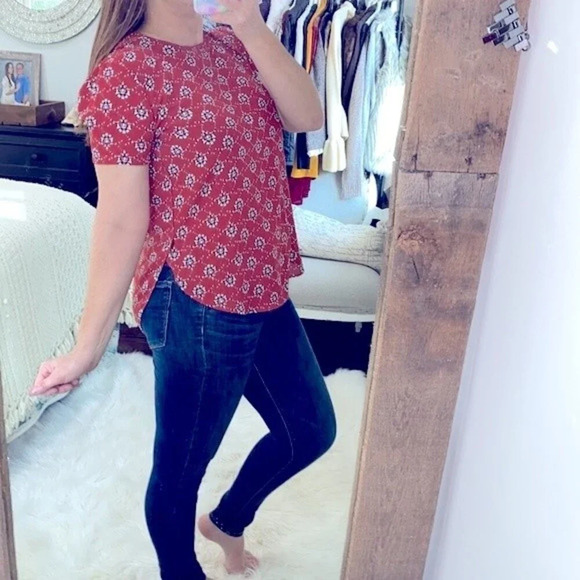 LOFT floral top size medium - Picture 2 of 6